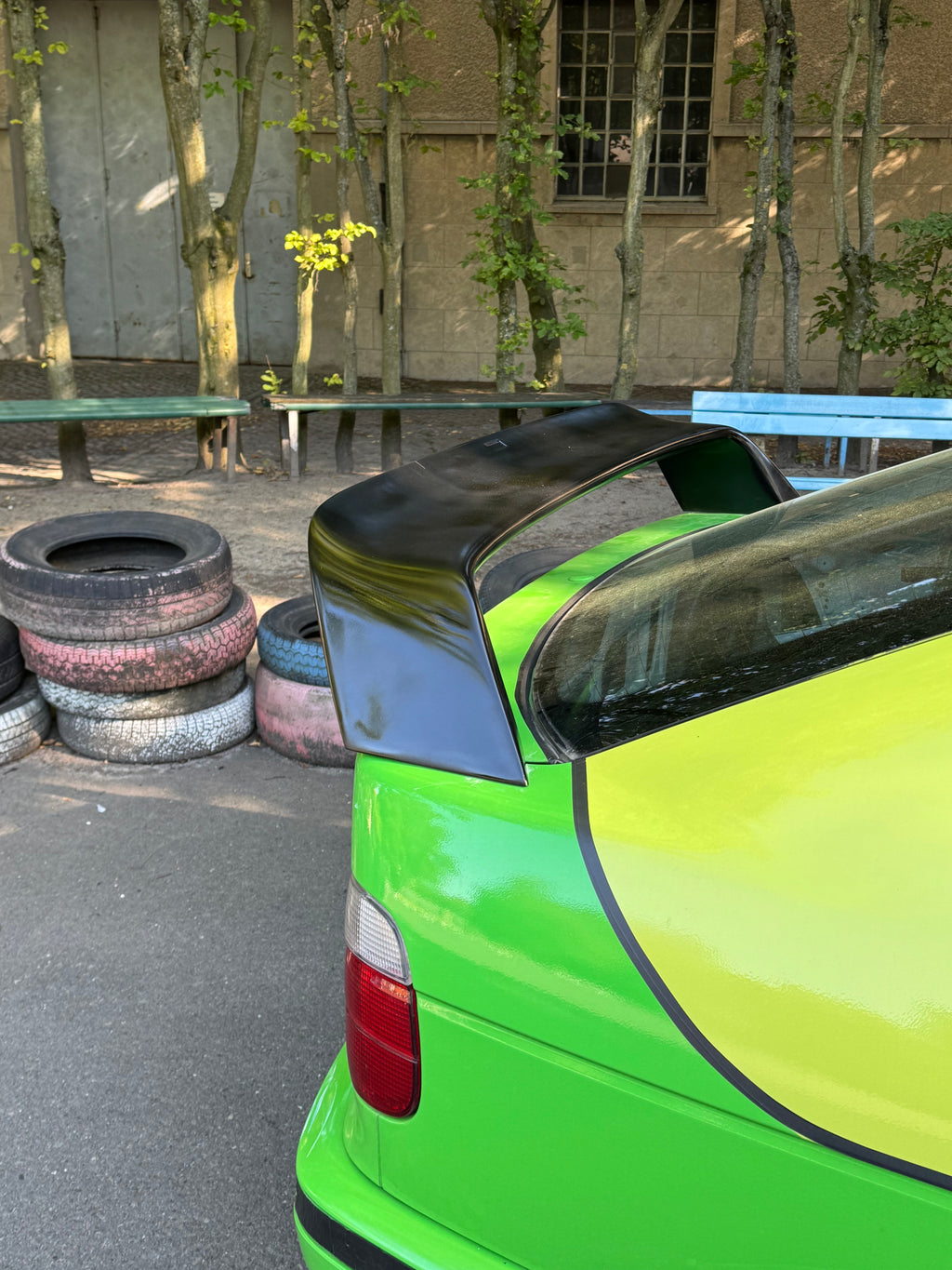 BMW 318ti Cup Compact Rennfahrzeug mieten, schon ab 849,- EUR für die Teilnahme an einem Trackday exkl. Anmeldegebühr des Veranstalters inkl. Transport bis 200 km von Berlin